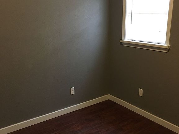 3rd image of 884 Grove St #9