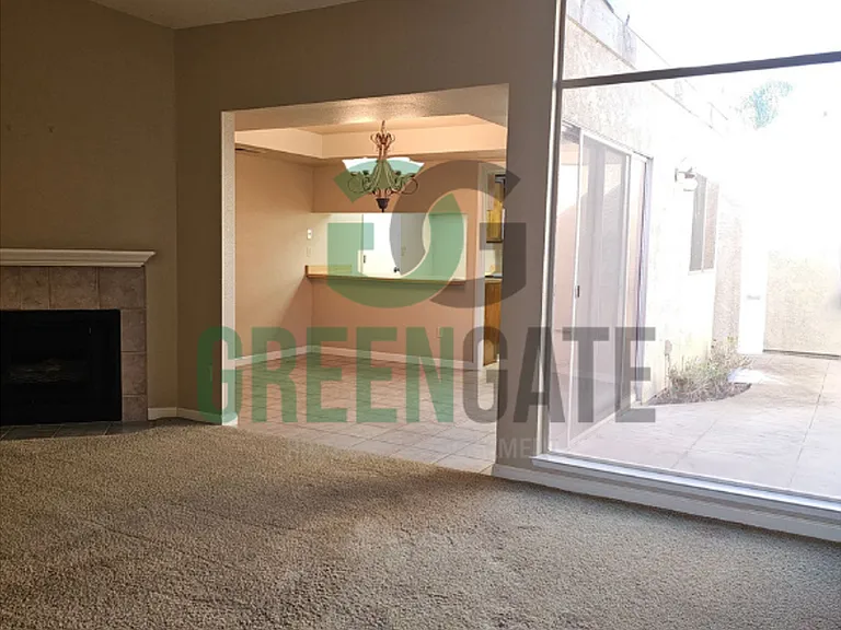 3557 Claremont Ave — Photo 4