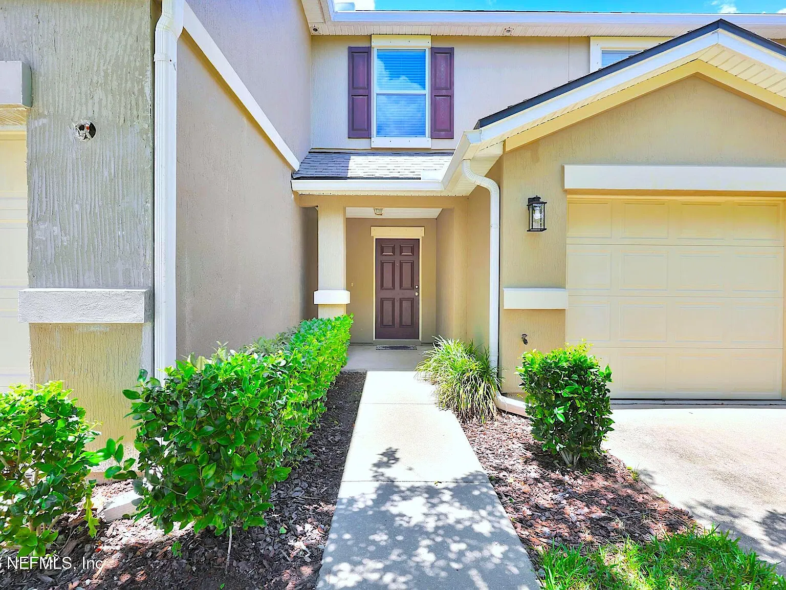 3 bed, 2.5 bath, 1492 sqft, $1,995 — Photo 2