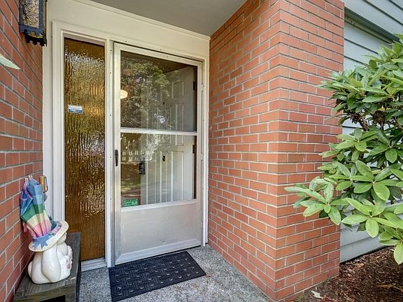 3rd image of 8602 Onyx Dr SW Unit A