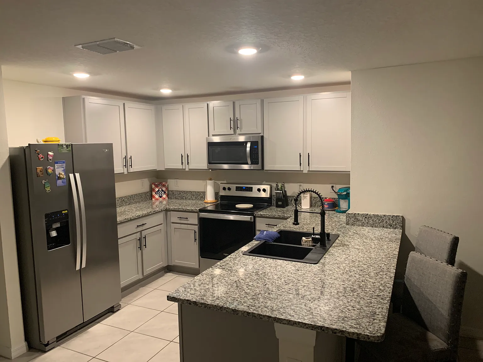 3 bed, 1500 sqft, $2,400 — Photo 2