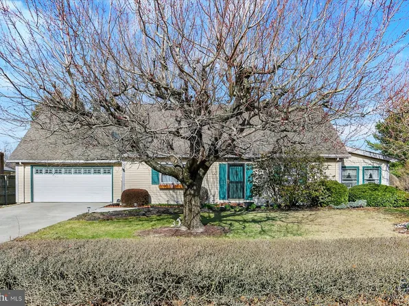 202 Lindy Ave, York Springs, PA 17372