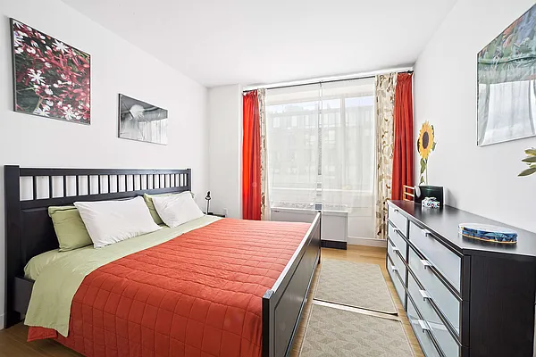 Sold by Compass | media 3