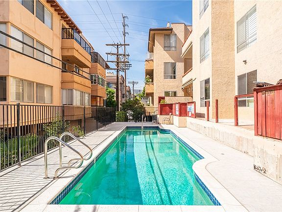 5th image of 1509 Greenfield Ave APT 106
