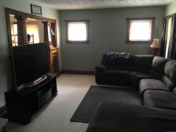 2nd image of 139 Mathews Ave