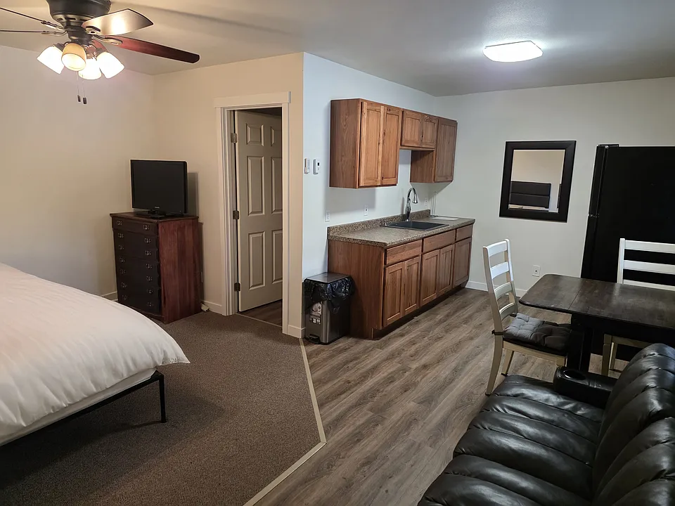 5679 Kenai Spur Hwy #8