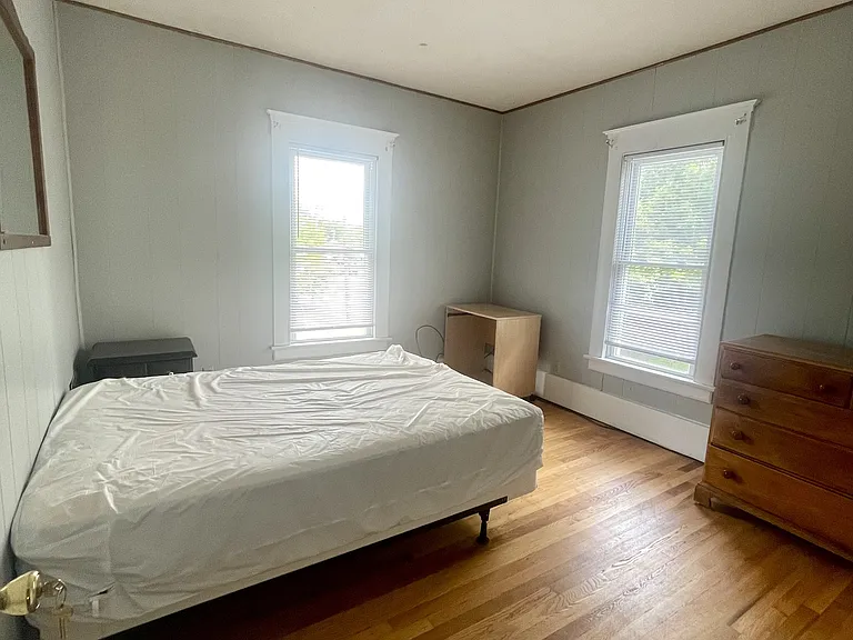 22 Frank St #2 — Photo 5