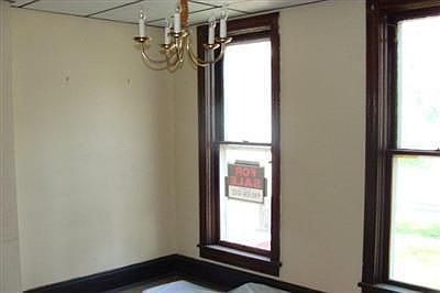 2nd image of 2909 Trowbridge Ave