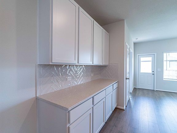 4th image of 606 Tompkins Ln Lot 146