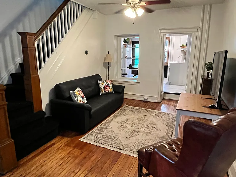 4327 Cresson St — Photo 4