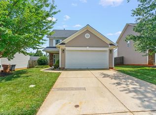 305 Apple Ridge Rd, Greensboro, NC 27406