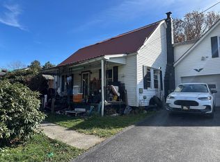 388 Old Grove Rd, Beckley, WV 25801