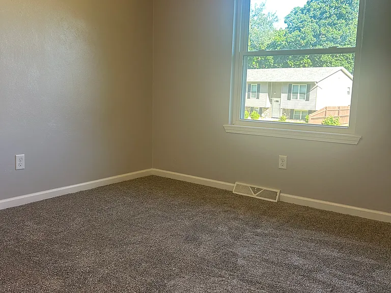 5125 Woodway Dr — Photo 7