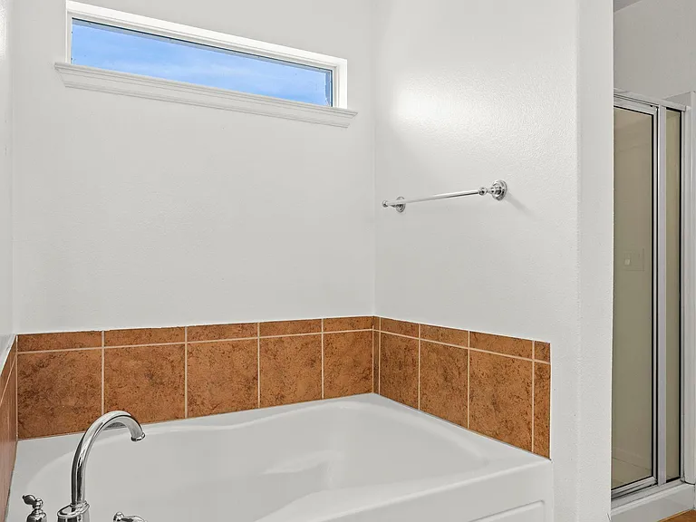 789 Kingfisher Ln — Photo 13