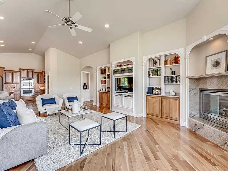 1039 Mountain Air Ct — Photo 15