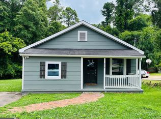 616 Poplar St, West Point, GA 31833