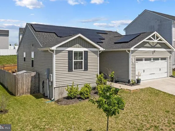 151 Woolen Mills Dr, Middletown, VA 22645