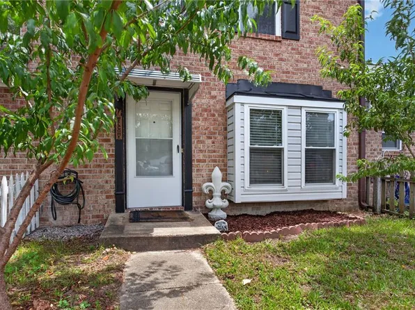 716 Oak Hurst Ct #716, Virginia Beach, VA 23462