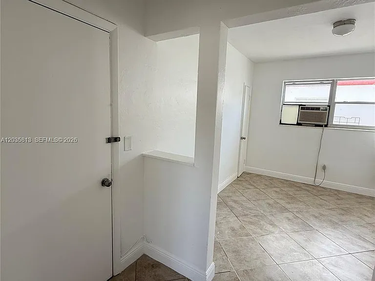 7720 Byron Ave #4 — Photo 13