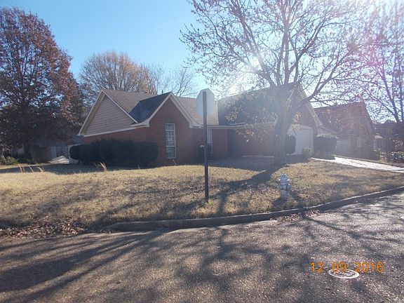 3rd image of 5368 Bare Oak Dr