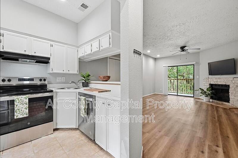 1st image of 1013 Chestnut St APT B1