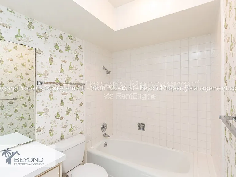 6536 Avenida Manana — Photo 8