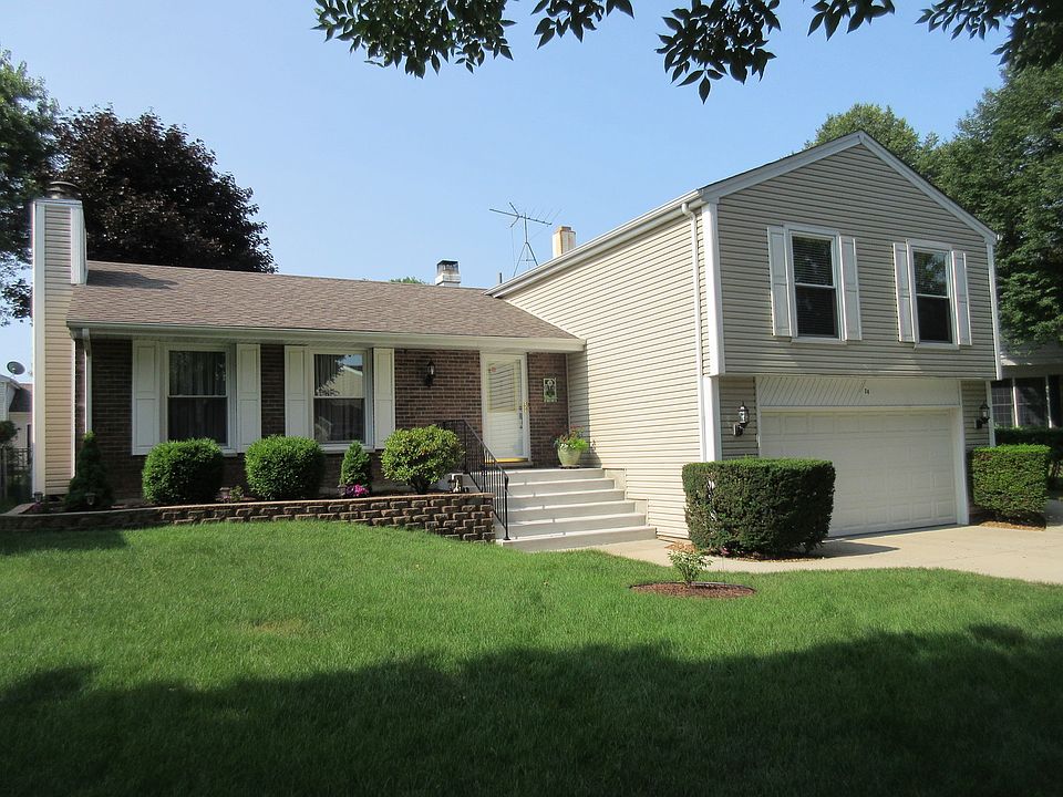 1st image of 34 Yardley Ln