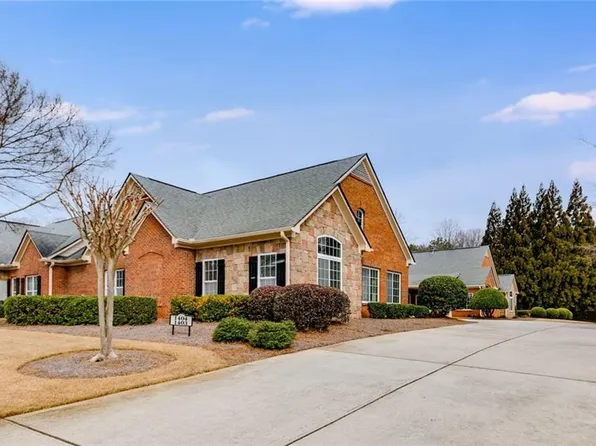 1404 Haven Cir, Douglasville, GA 30135