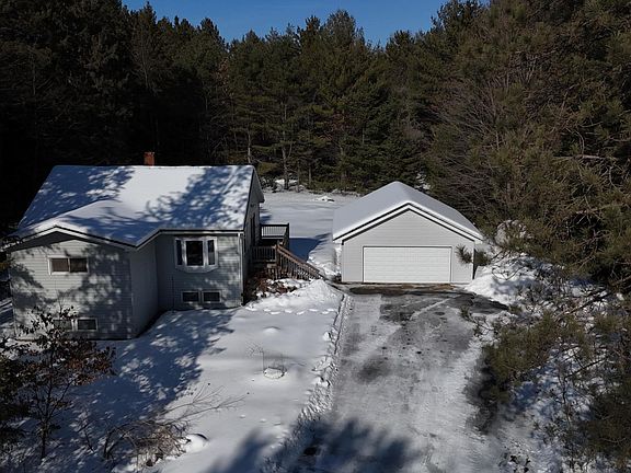 5th image of W6426 Nokomis Dr