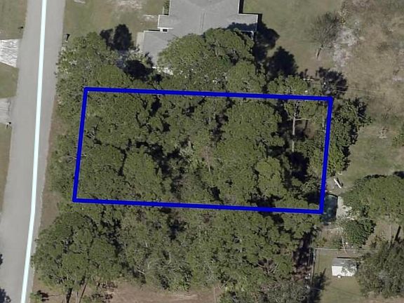 3rd image of 2211 Ramrod Ln SE