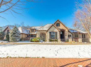 4212 N Hickory Ln, Kansas City, MO 64116
