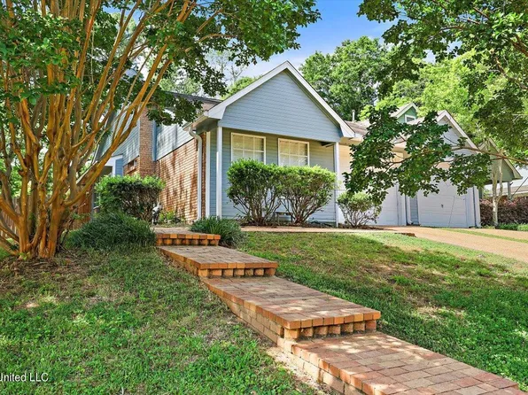 110 Misty Morning Ln, Clinton, MS 39056