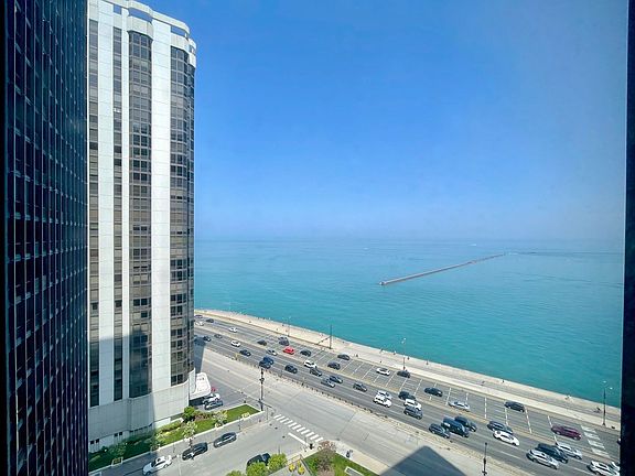 5th image of 900 N Lake Shore Dr APT 1707