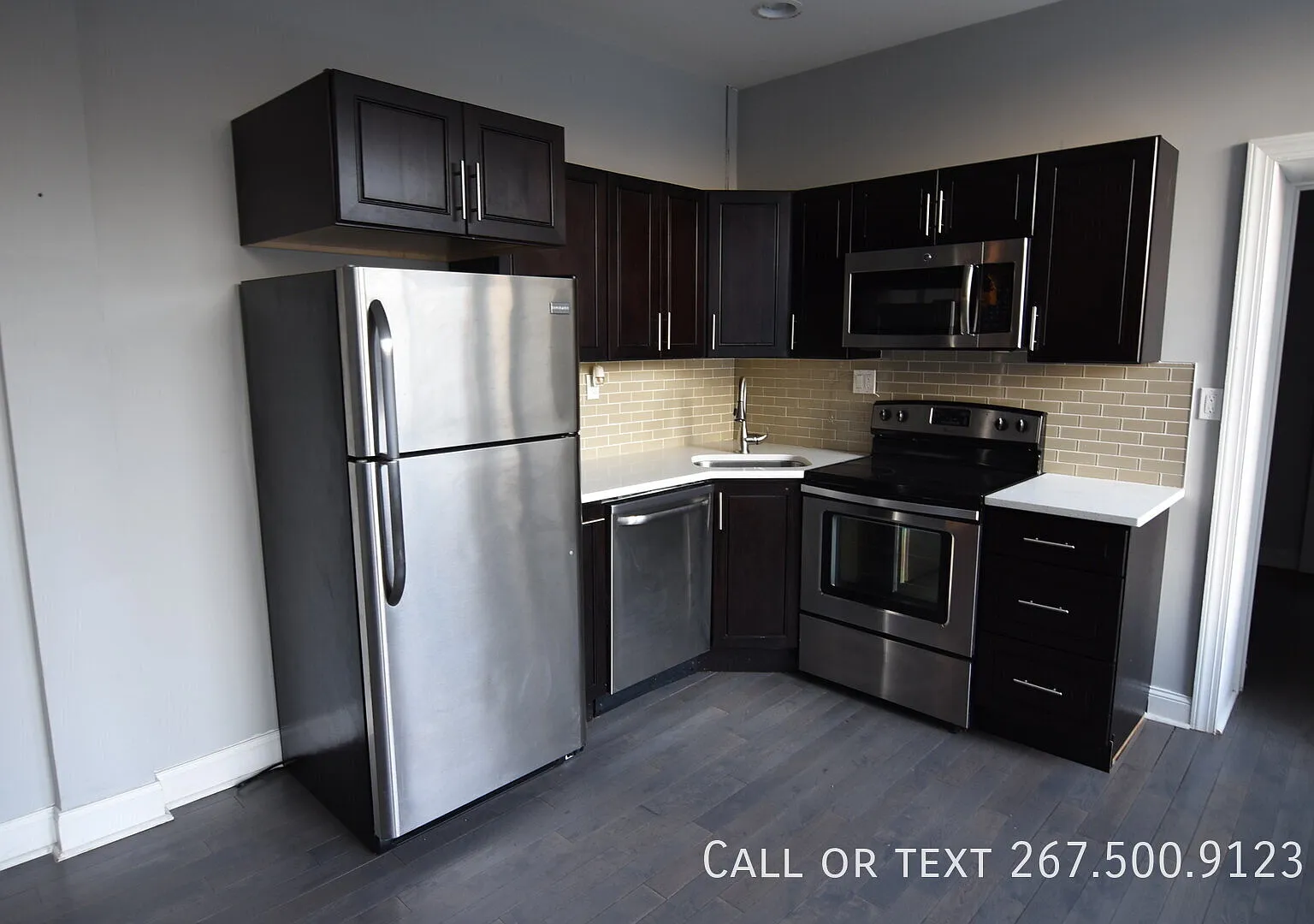 Cozy Renovated 2BD/1BA - Available 9/5/26! — Photo 1