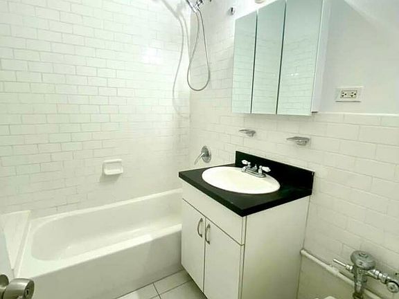5th image of 1066 1st Ave #8B