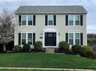 946 Fairfield Ln, Mc Donald, PA