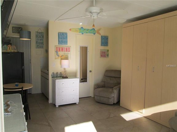 3rd image of 908 Villas Dr Unit 55