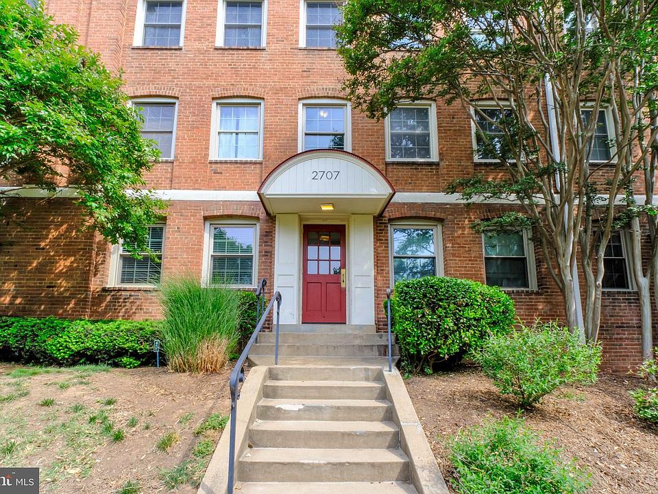 1st image of 2707 Arlington Blvd APT 106