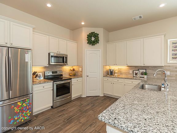 3rd image of 9303 Rockwood Dr