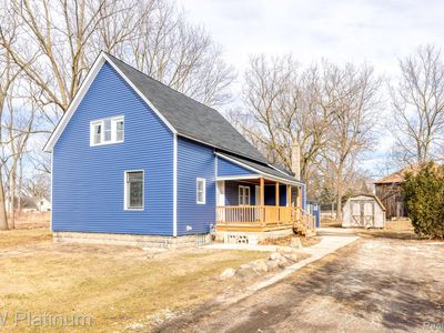 2819 Ravenswood Rd, Port Huron, MI, 48060