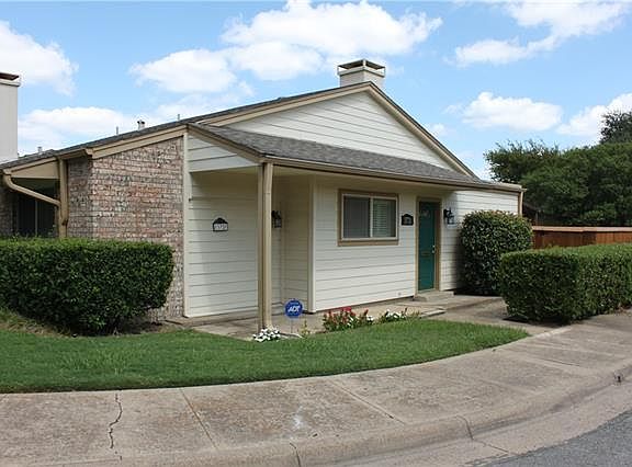 2nd image of 13726 Brookgreen Cir