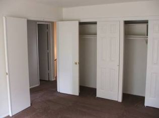 1692 SE Walnut St APT 3, Hillsboro, OR 97123