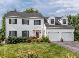 816 Christine Ln, Lancaster, PA 17601