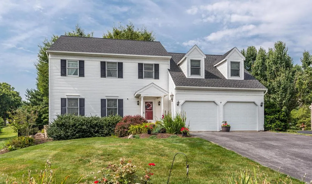 816 Christine Ln photo 1