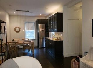 35 Swallow St #1U, Boston, MA 02127