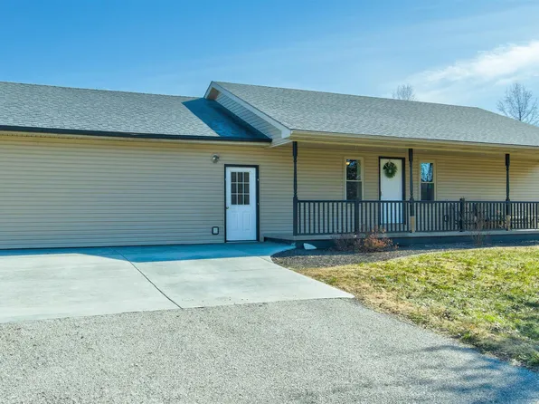 6751 W North St, Owensville, IN 47665