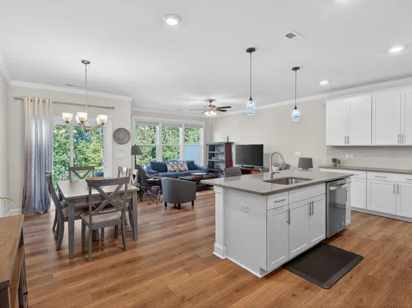 401 Brightleaf Rd, Hillsborough, NC 27278