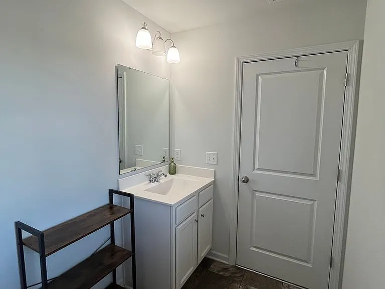 751 Stradleigh Ct — Photo 28