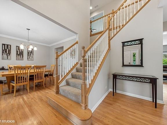 2nd image of 506 N Waterman Ave