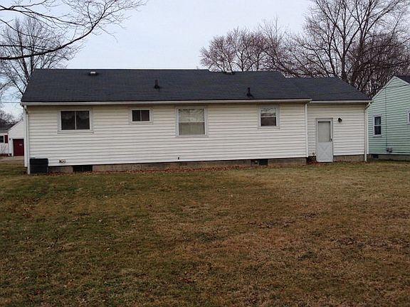 2nd image of 223 Steele Ave